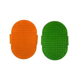 482,74 Massage Oval Brush 13 x 10 cm
